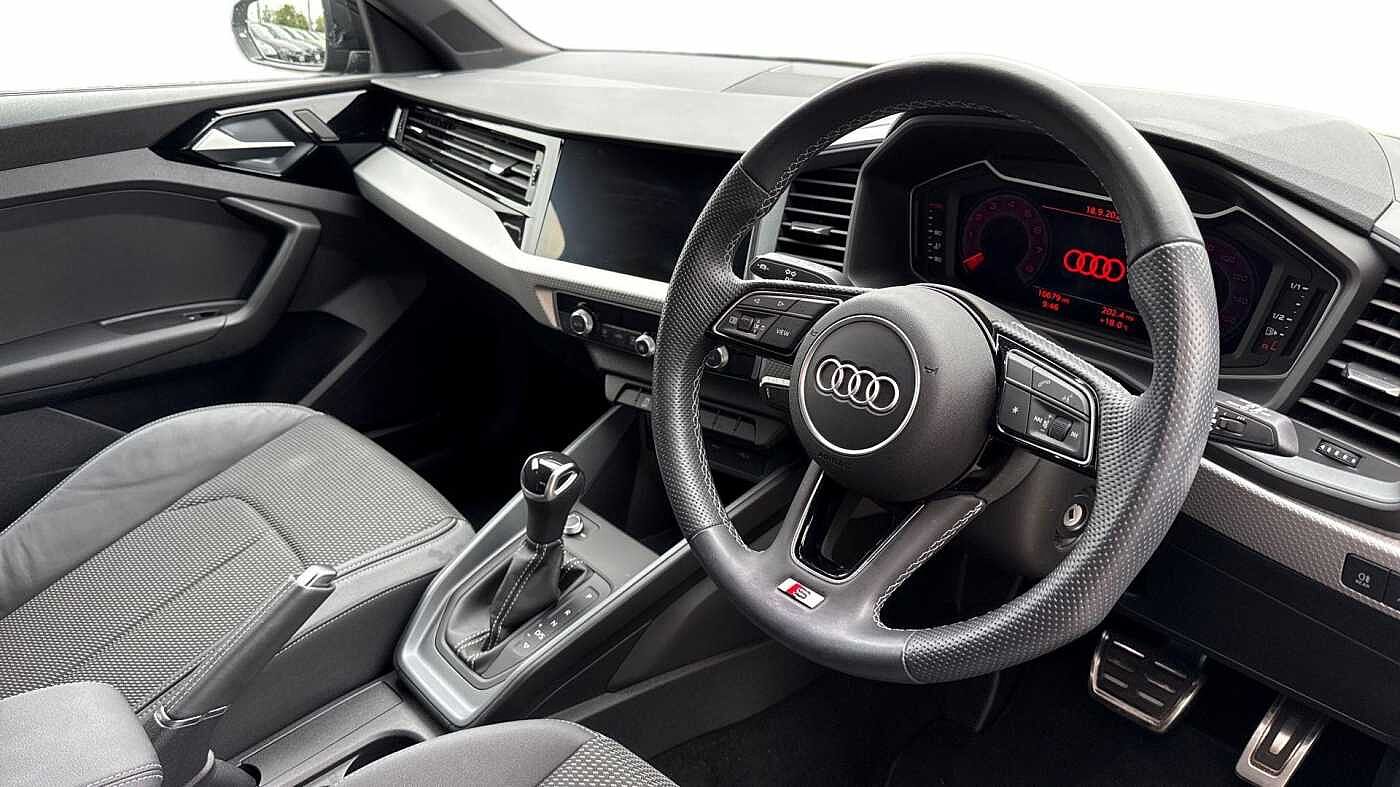 Used Audi A1 2023 for sale - 76676047: Photo 6