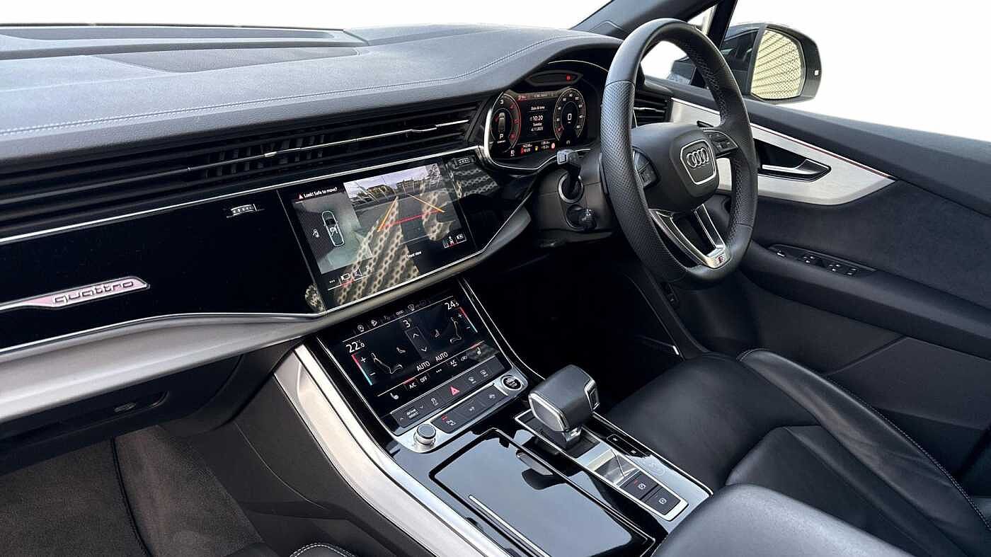 Used Audi Q7 2024 for sale - 77392041: Photo 2