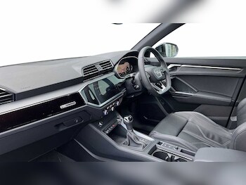 Used Audi Q3 2024 for sale - 77476915: Photo