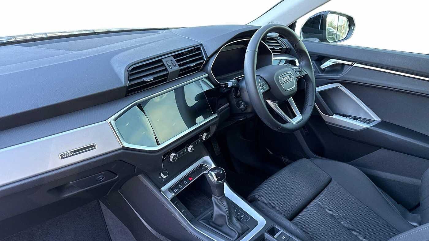 Used Audi Q3 2022 for sale - 76674347: Photo 2