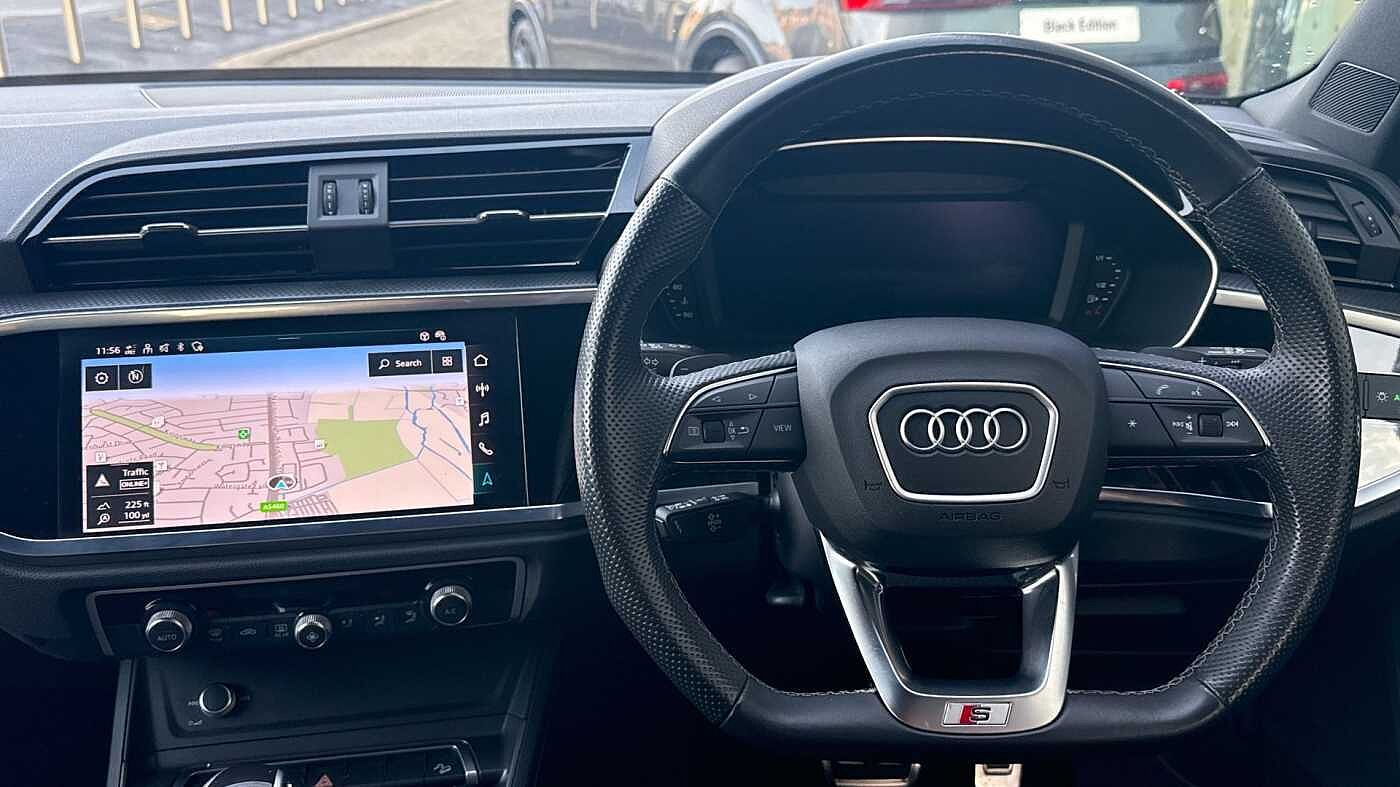 Used Audi Q3 2023 for sale - 76676974: Photo 10