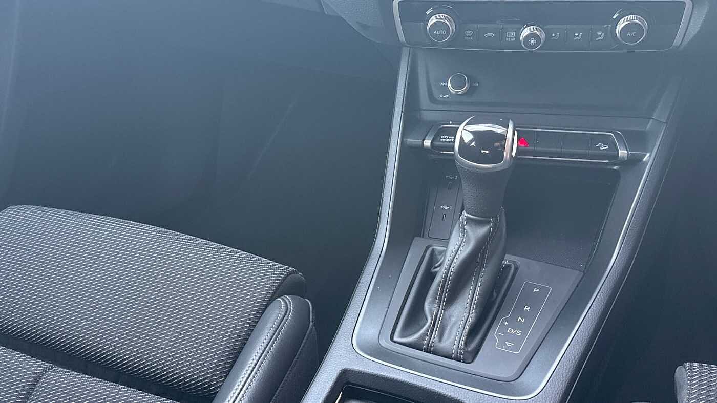 Used Audi Q3 2023 for sale - 76676974: Photo 15