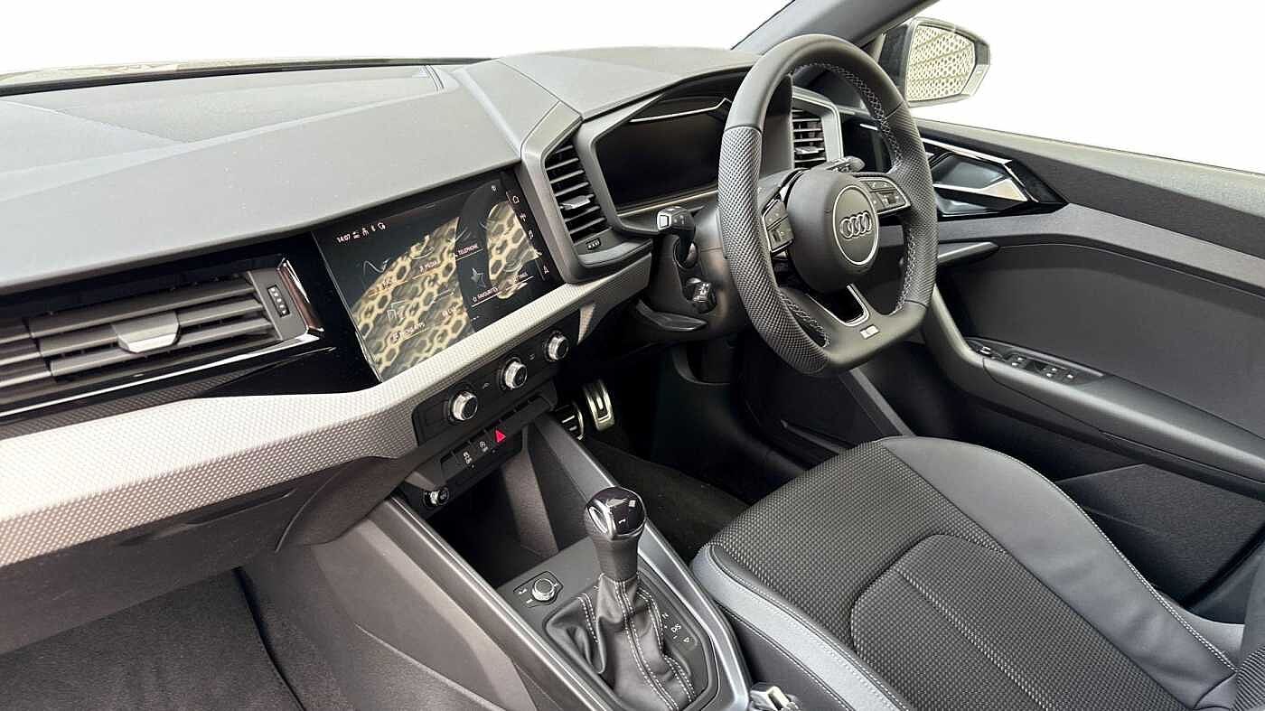 Used Audi A1 2025 for sale - 76678172: Photo 2