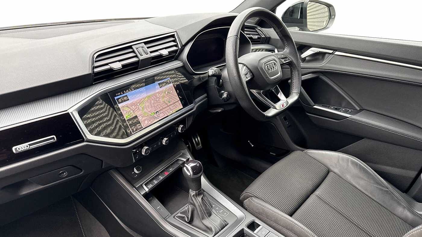 Used Audi Q3 2022 for sale - 76674525: Photo 2