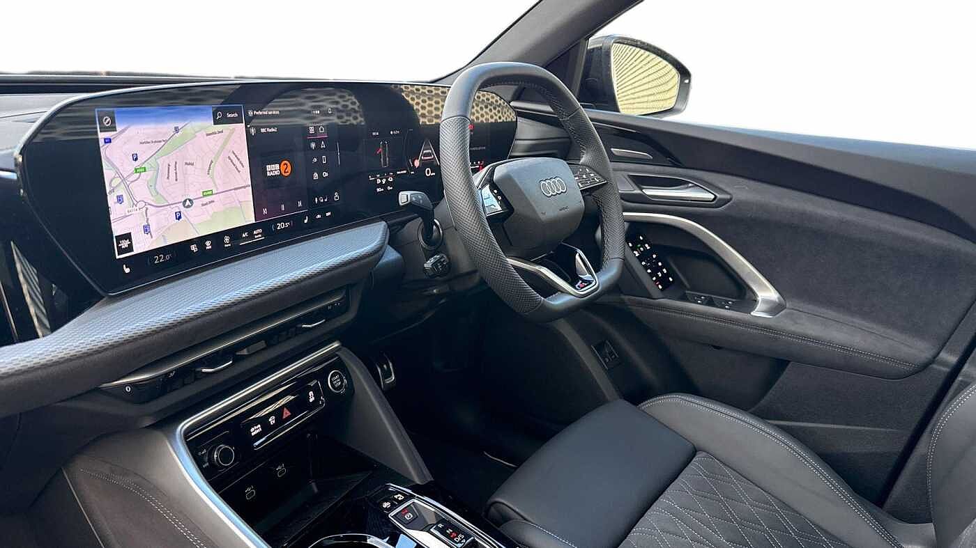 Used Audi Q5 2025 for sale - 76692477: Photo 2