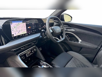 Used Audi Q5 2025 for sale - 76692477: Photo