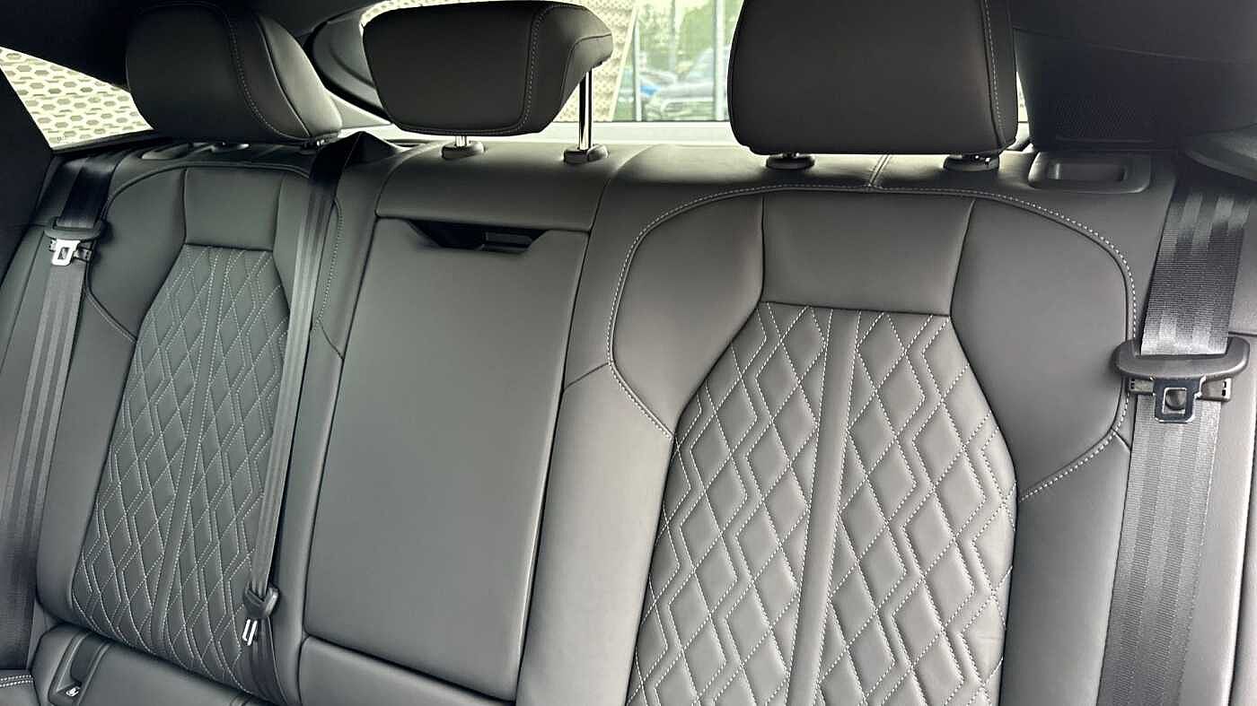 Used Audi Q6 e-tron 2025 for sale - 76678383: Photo 16