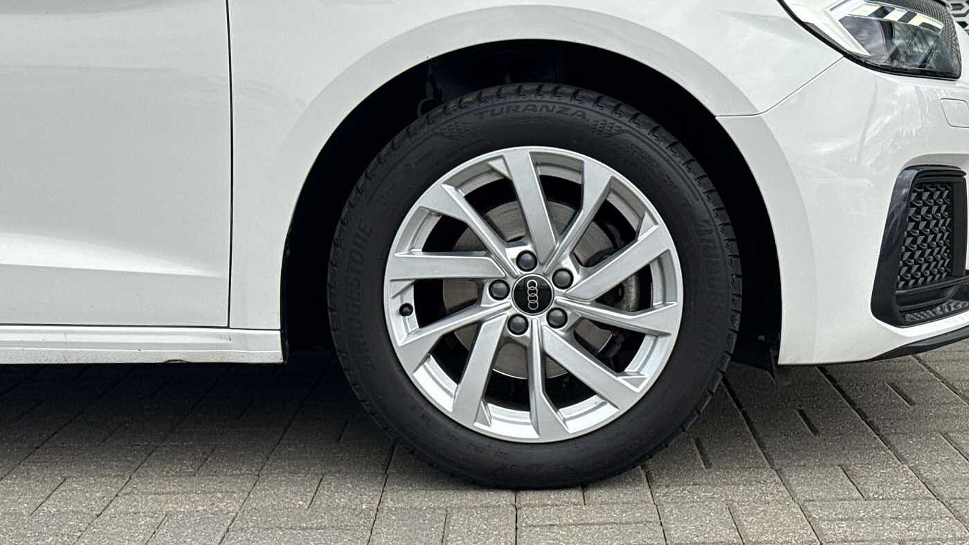 Used Audi A1 2023 for sale - 77084799: Photo 5