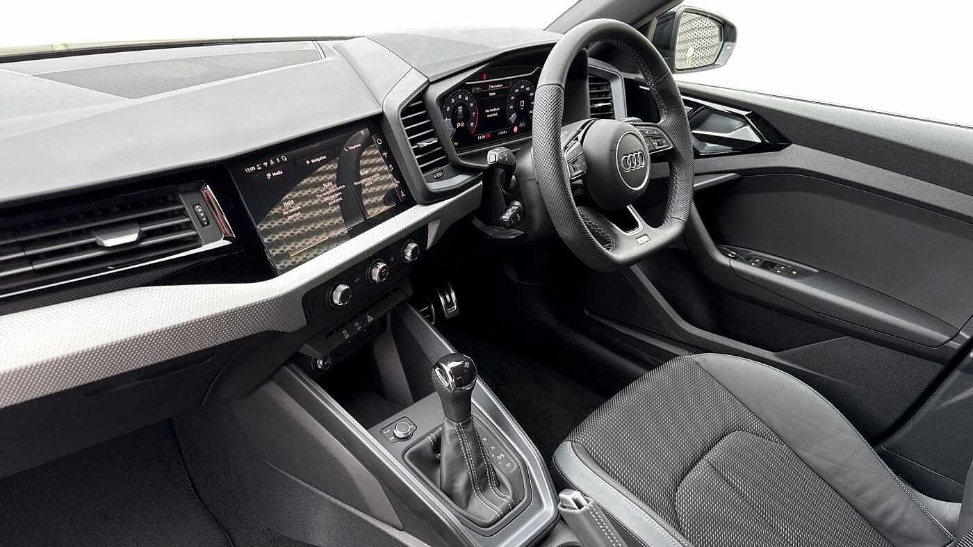 Used Audi A1 2025 for sale - 77122485: Photo 2