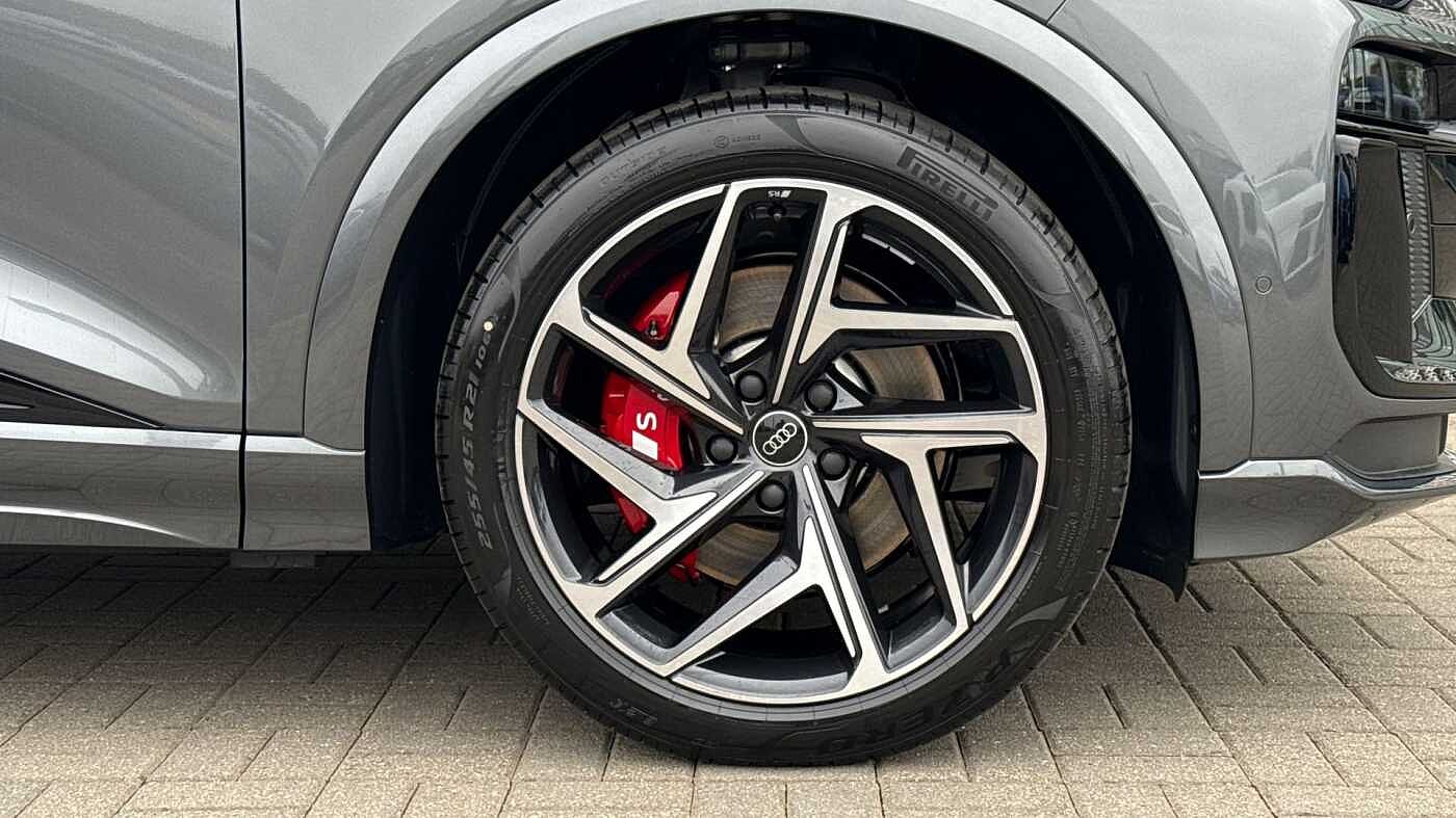 Used Audi Q6 e-tron 2025 for sale - 76679513: Photo 5