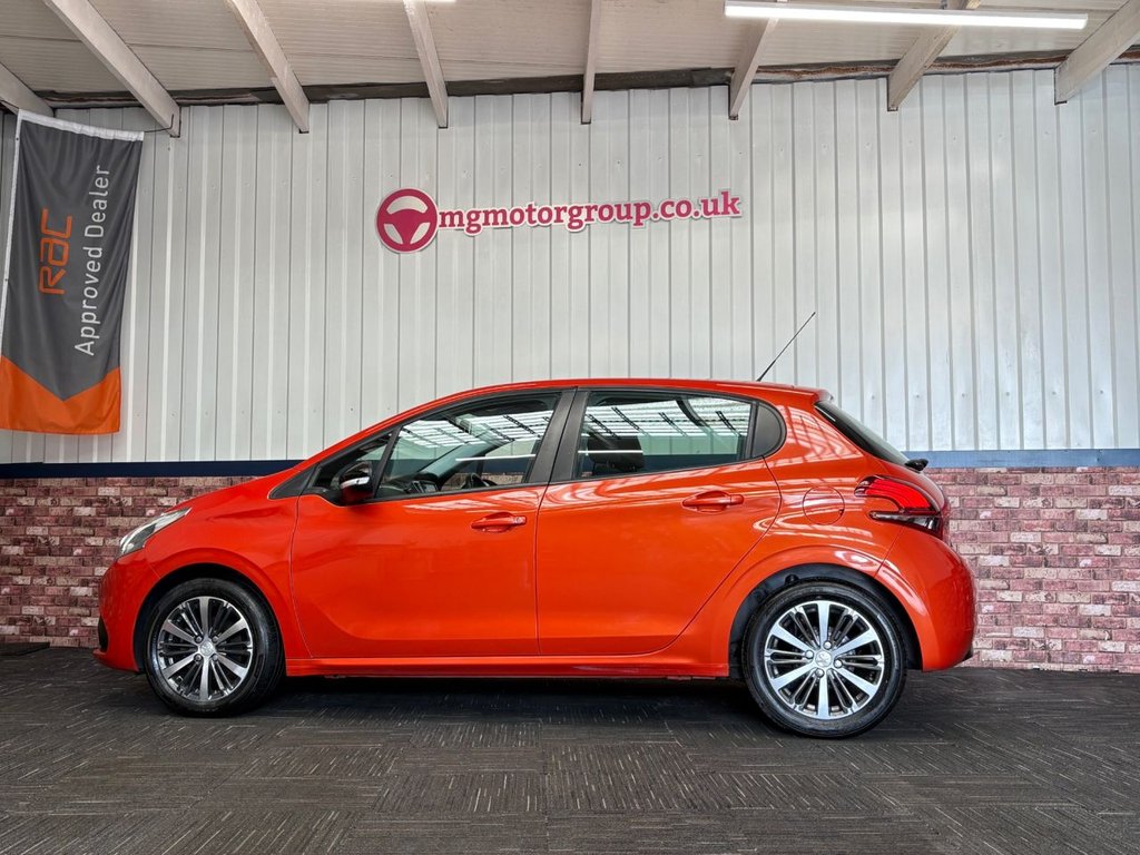 Used Peugeot 208 2016 for sale - 77666987: Photo 14