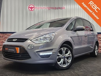 2012 (12) - 2.2 TDCi 200 Titanium 5dr