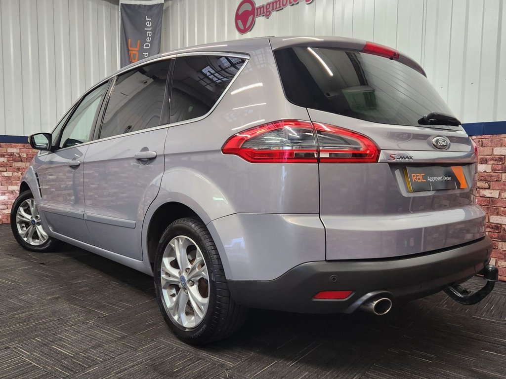 Used Ford S-Max 2012 for sale - 76333316: Photo 3