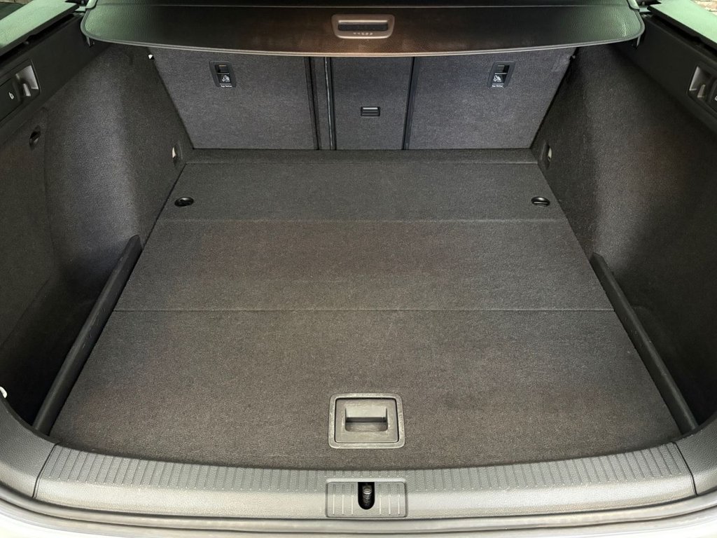 Used Volkswagen Golf 2018 for sale - 77558044: Photo 43