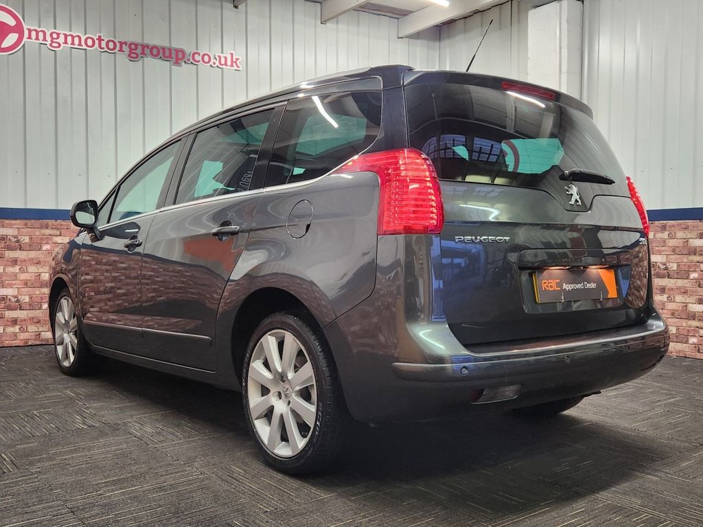 Used Peugeot 5008 2013 for sale - 76333143: Photo 15