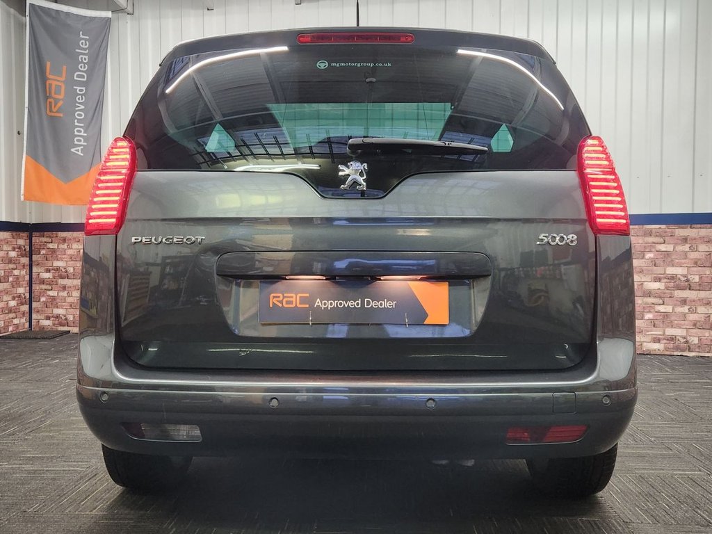 Used Peugeot 5008 2013 for sale - 76333143: Photo 16