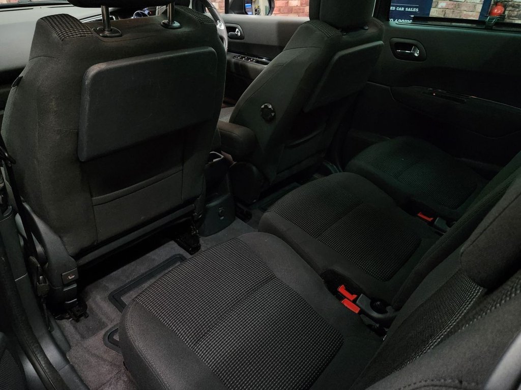 Used Peugeot 5008 2013 for sale - 76333143: Photo 26