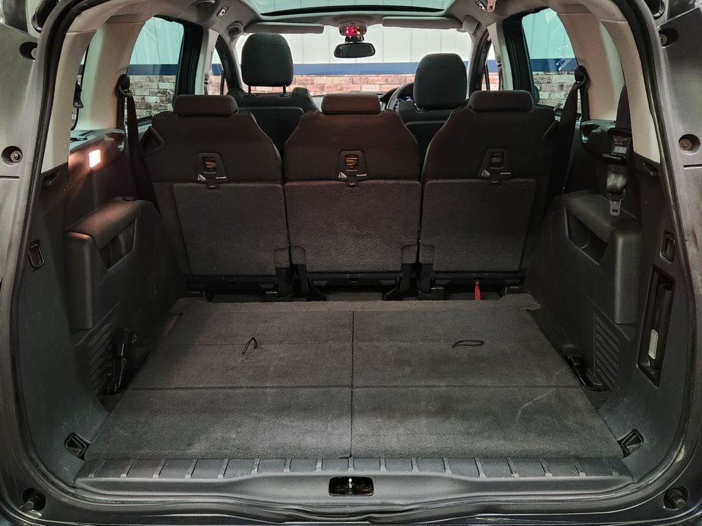 Used Peugeot 5008 2013 for sale - 76333143: Photo 28