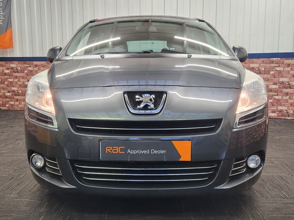 Used Peugeot 5008 2013 for sale - 76333143: Photo 5