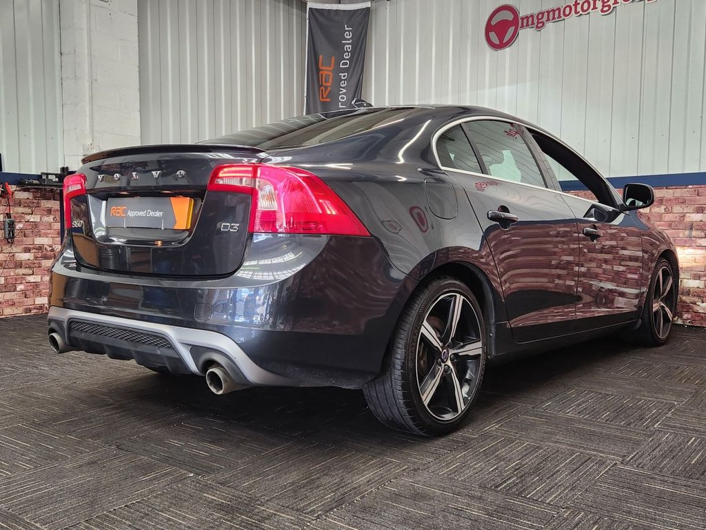 Used Volvo S60 2017 for sale - 76345631: Photo 17