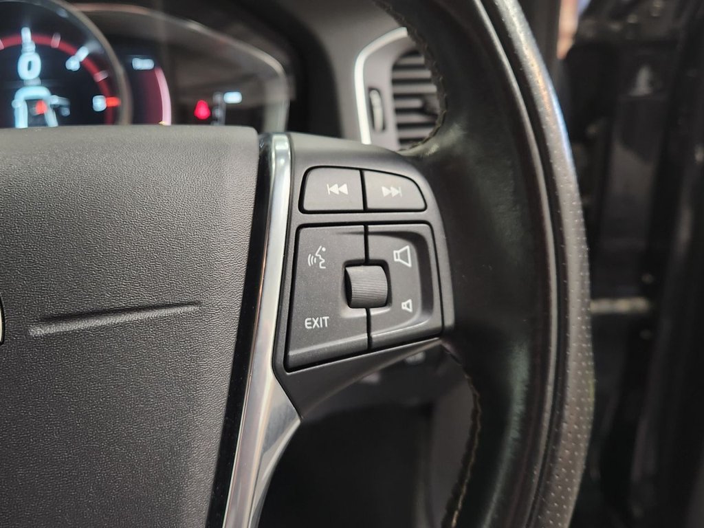 Used Volvo S60 2017 for sale - 76345631: Photo 20