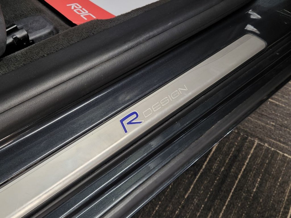 Used Volvo S60 2017 for sale - 76345631: Photo 28