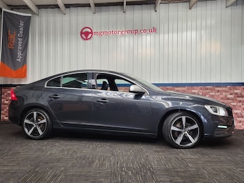 Used Volvo S60 2017 for sale - 76345631: Photo