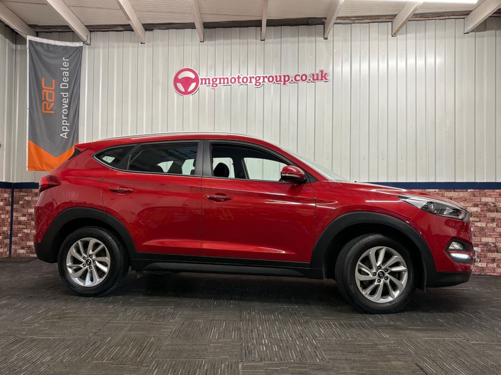 Used Hyundai TUCSON 2017 for sale - 77056352: Photo 3