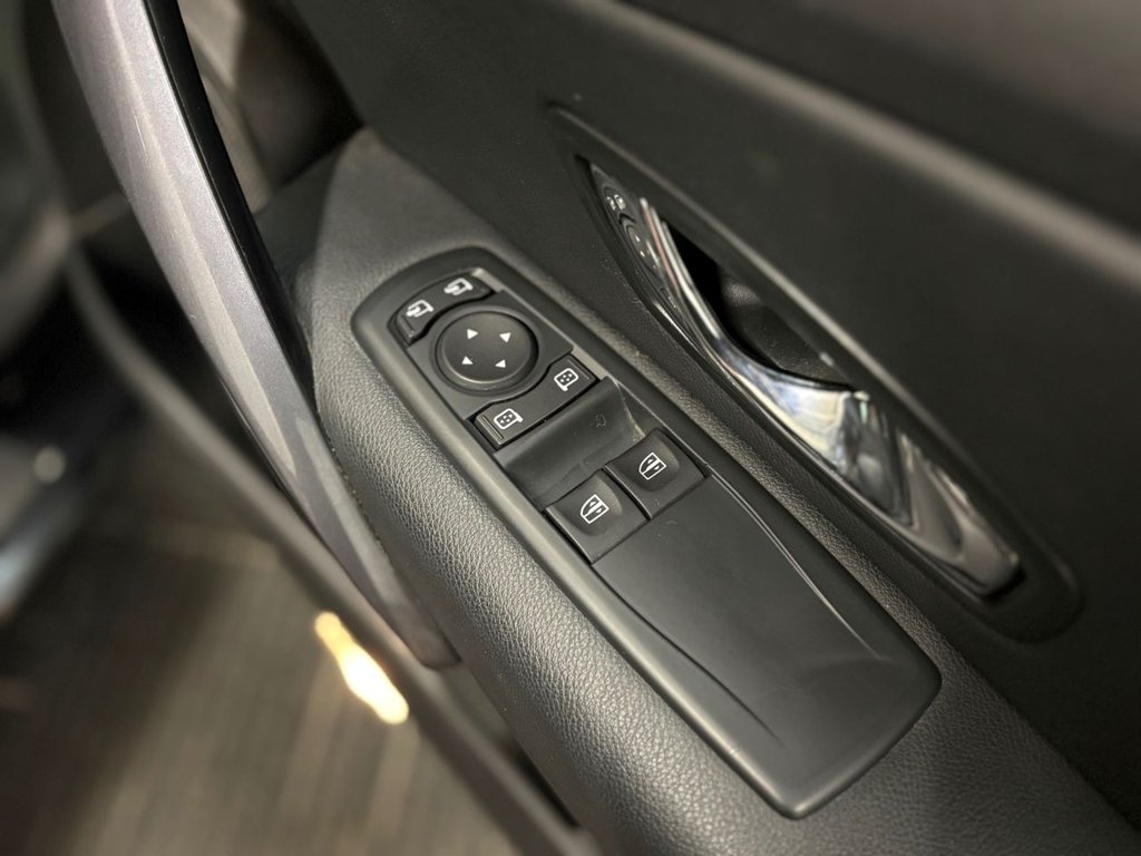 Used Renault Megane 2015 for sale - 77508009: Photo 31