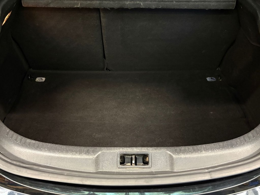 Used Renault Megane 2015 for sale - 77508009: Photo 40