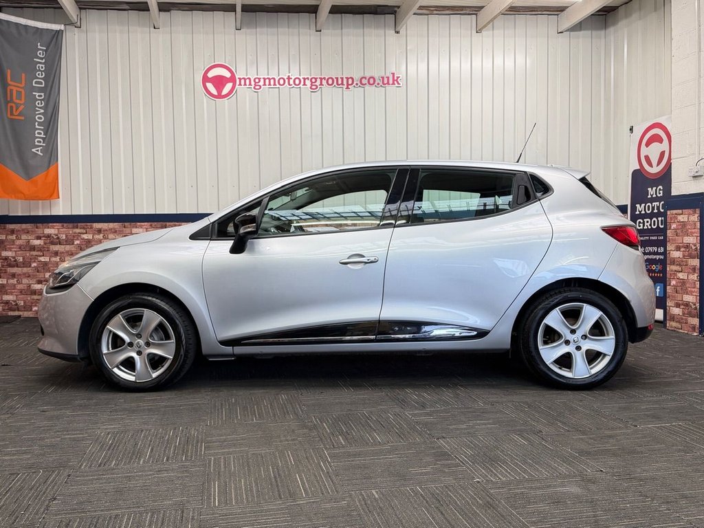 Used Renault Clio 2013 for sale - 76124184: Photo 13