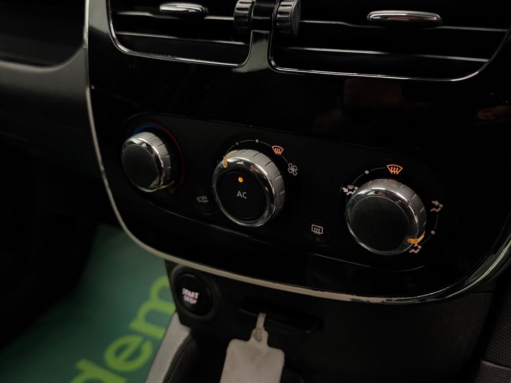 Used Renault Clio 2013 for sale - 76124184: Photo 28