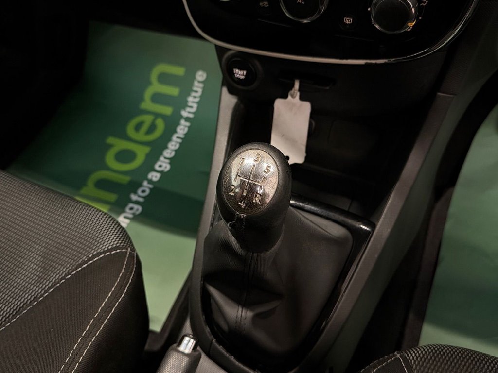 Used Renault Clio 2013 for sale - 76124184: Photo 29