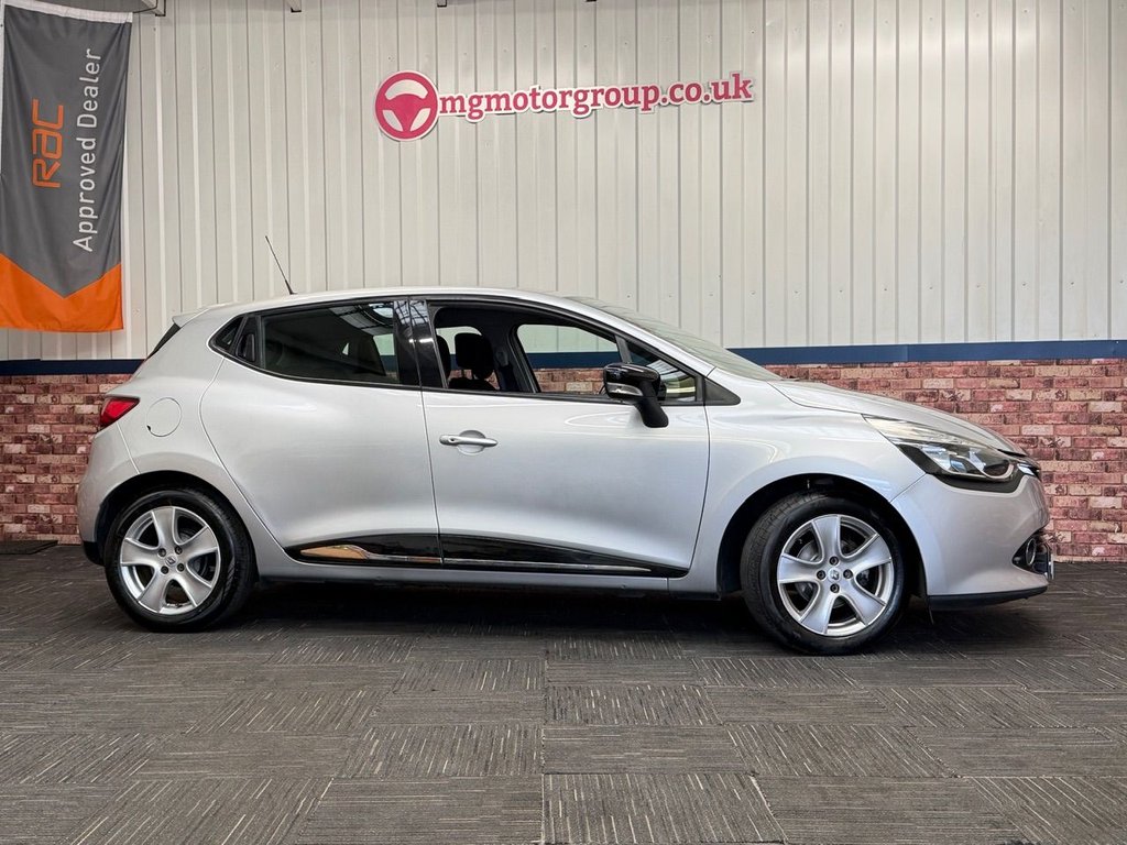 Used Renault Clio 2013 for sale - 76124184: Photo 4