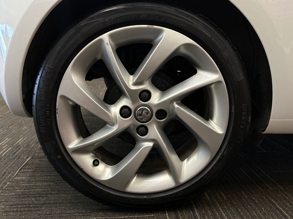 Used Vauxhall ADAM 2014 for sale - 77820809: Photo 31