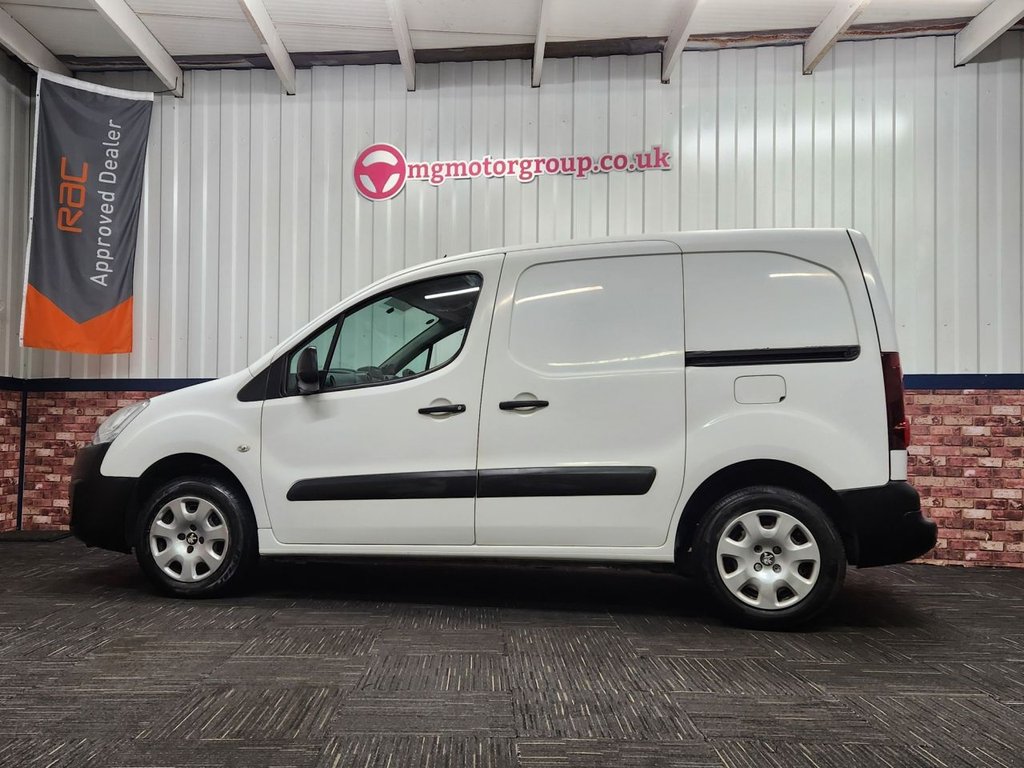 Used Peugeot Partner 2016 for sale - 76547107: Photo 13