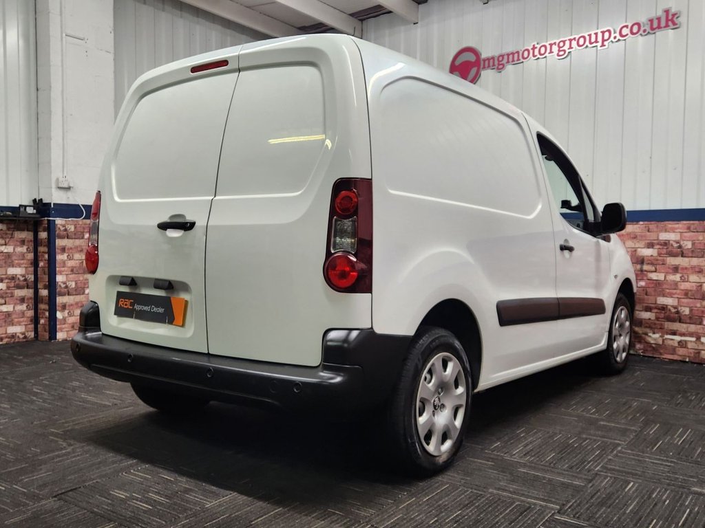 Used Peugeot Partner 2016 for sale - 76547107: Photo 17