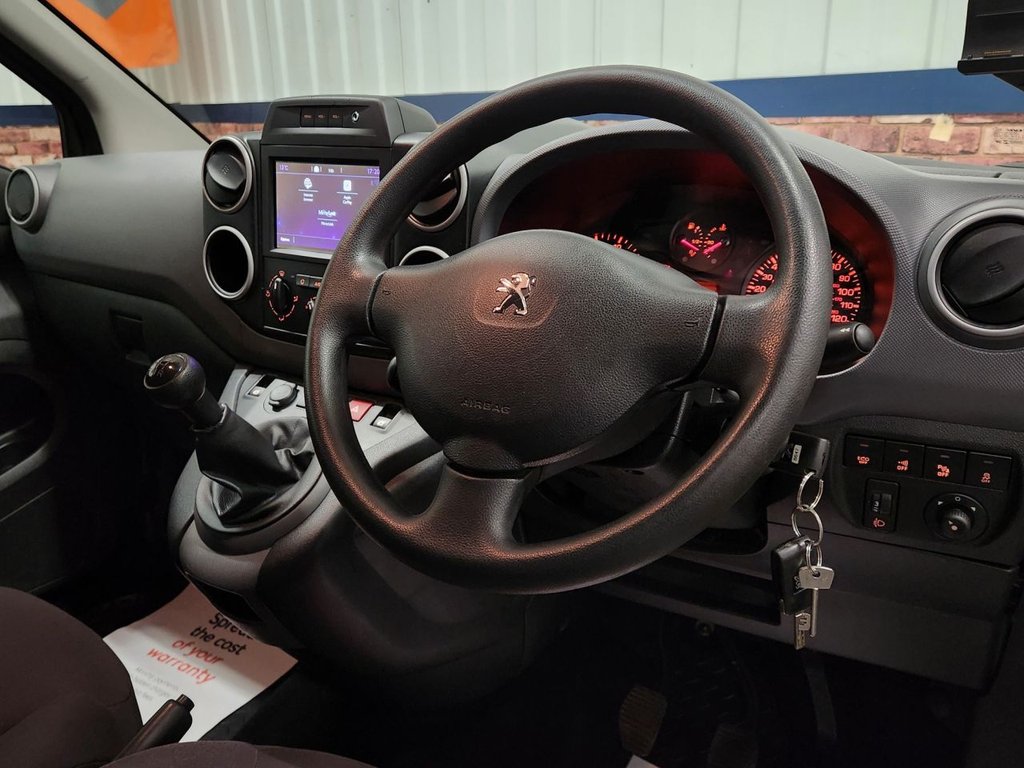 Used Peugeot Partner 2016 for sale - 76547107: Photo 18