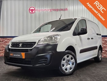 Used Peugeot Partner 2016 for sale - 76547107: Photo