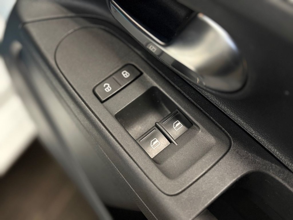 Used Volkswagen up! 2017 for sale - 77153369: Photo 25