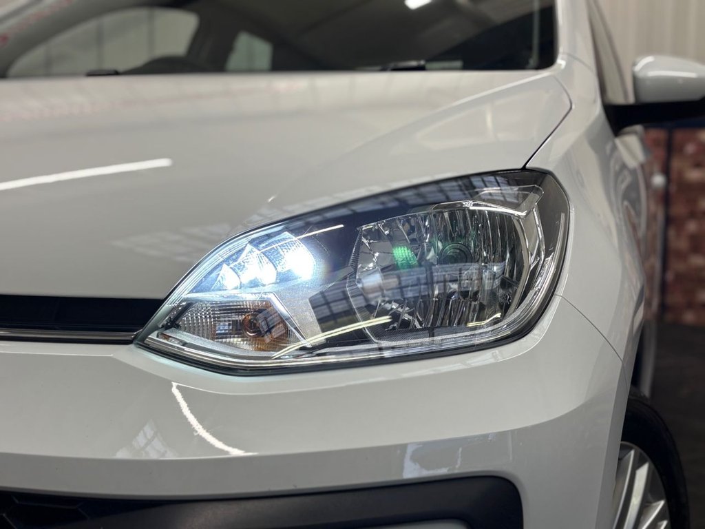 Used Volkswagen up! 2017 for sale - 77153369: Photo 28