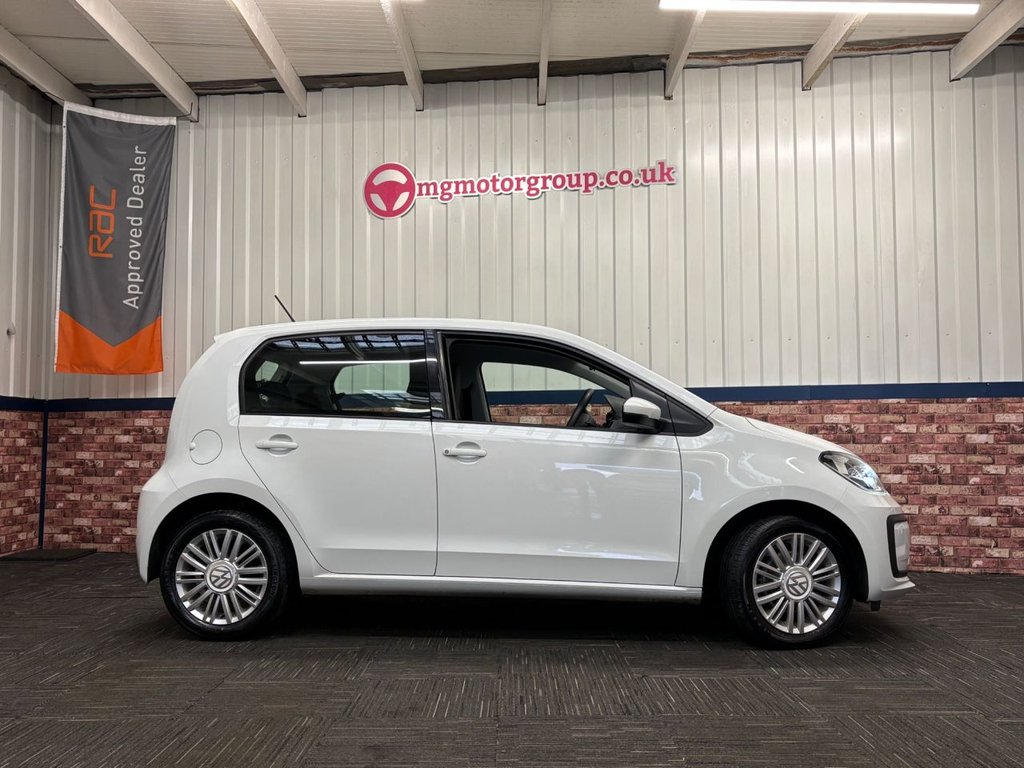 Used Volkswagen up! 2017 for sale - 77153369: Photo 3