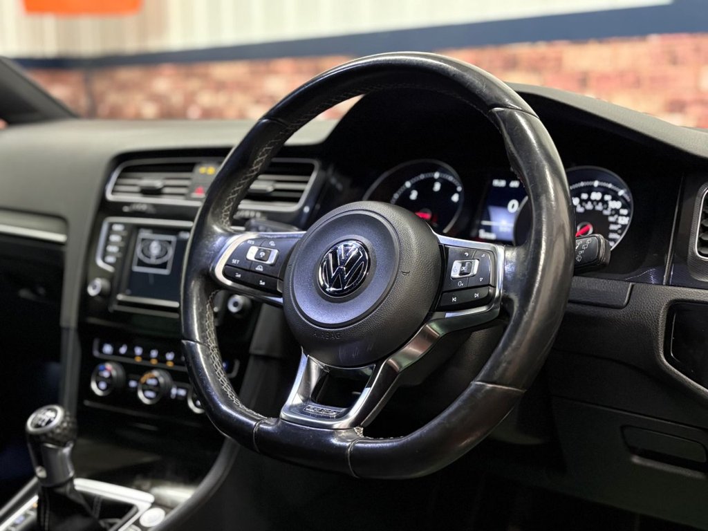 Used Volkswagen Golf 2015 for sale - 77368940: Photo 19