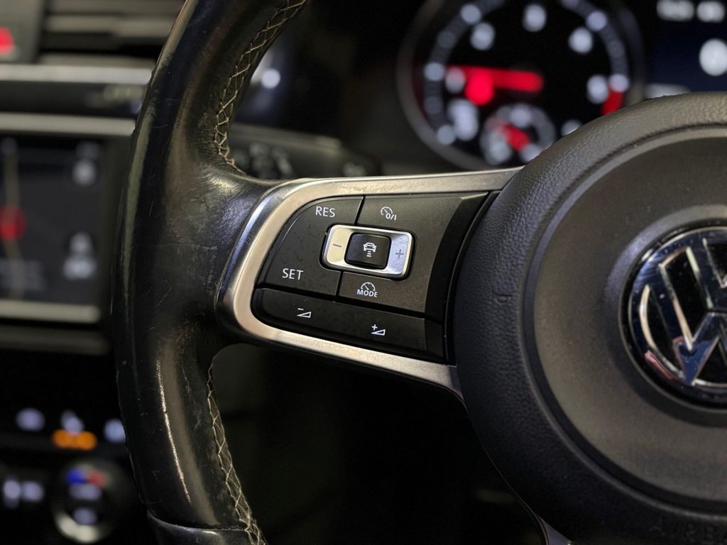 Used Volkswagen Golf 2015 for sale - 77368940: Photo 20