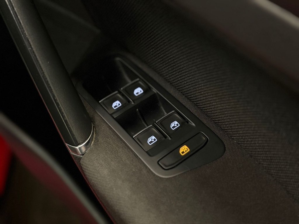 Used Volkswagen Golf 2015 for sale - 77368940: Photo 30