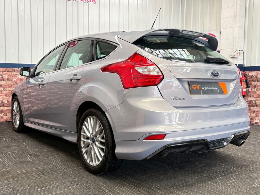 Used Ford Focus 2013 for sale - 77835715: Photo 15