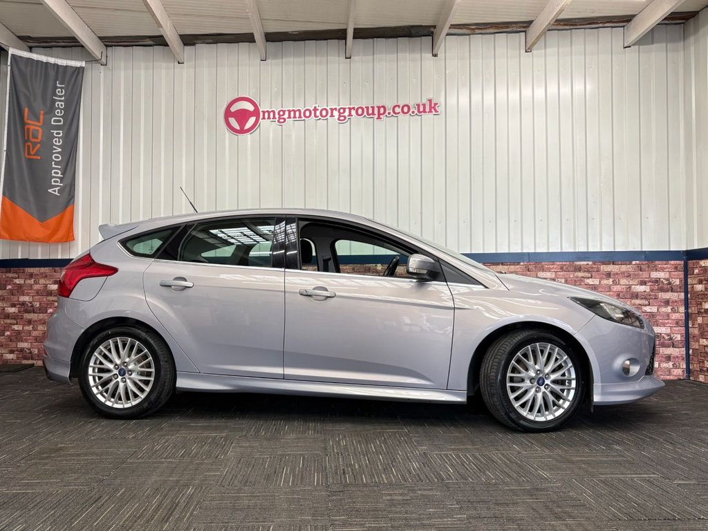 Used Ford Focus 2013 for sale - 77835715: Photo 3