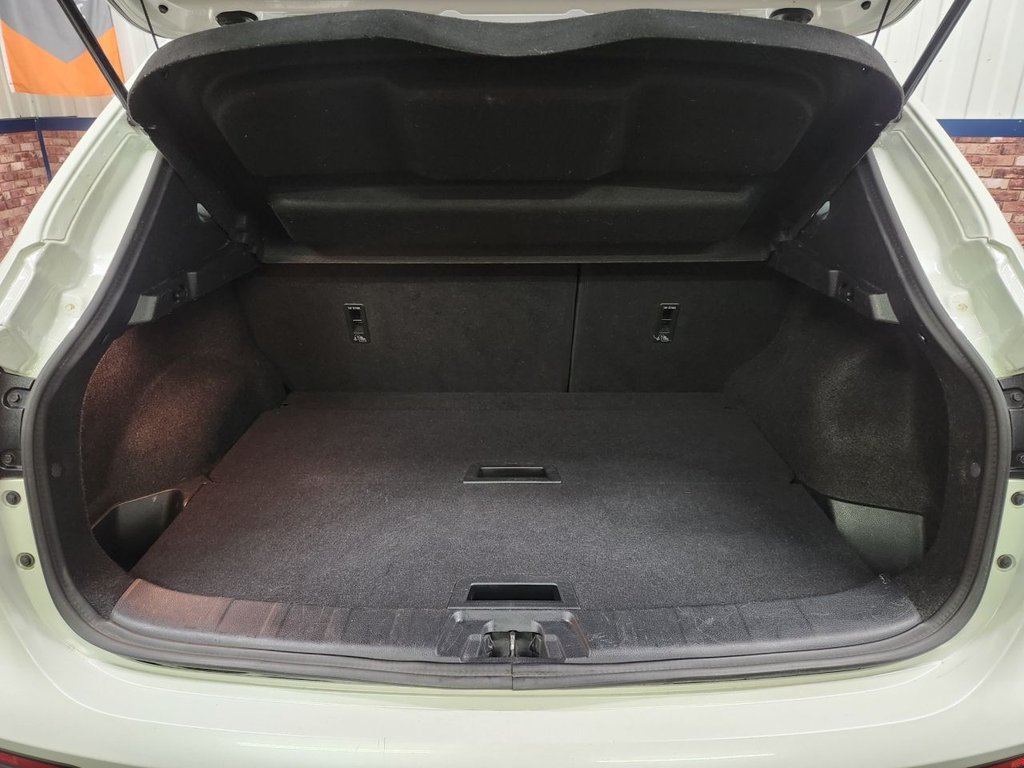 Used Nissan Qashqai 2018 for sale - 76605181: Photo 32