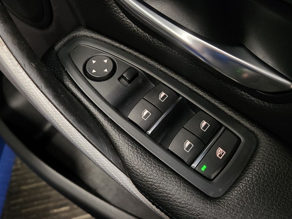 Used BMW 3 Series 2018 for sale - 76569999: Photo 28