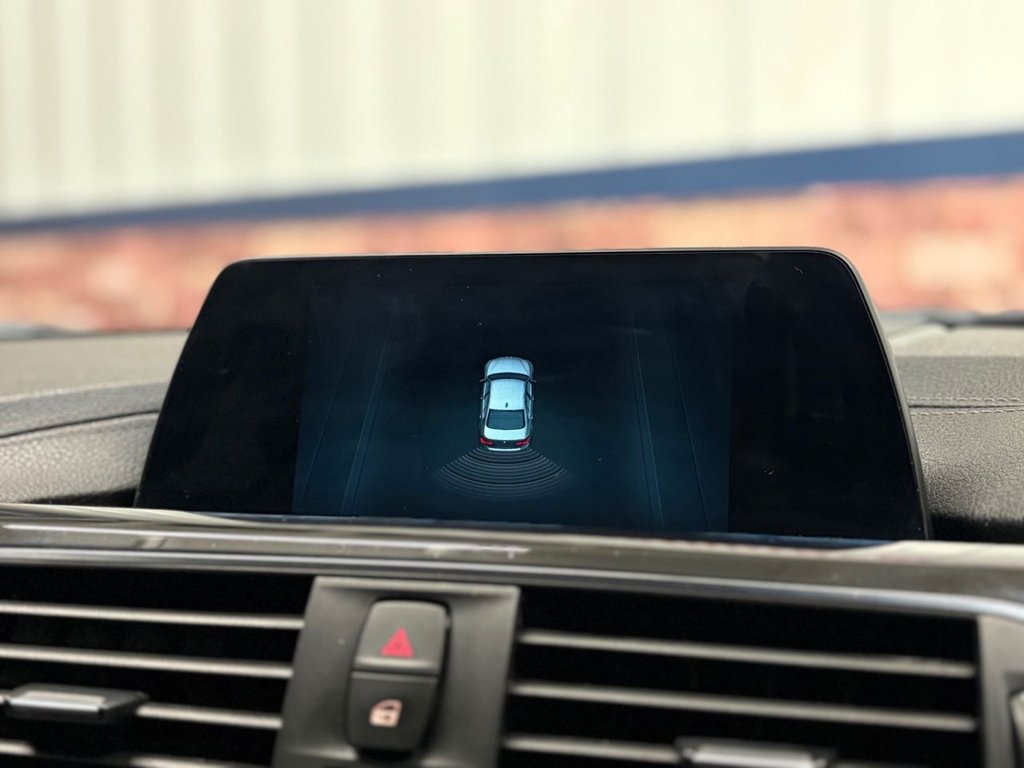 Used BMW 3 Series 2018 for sale - 77546896: Photo 23